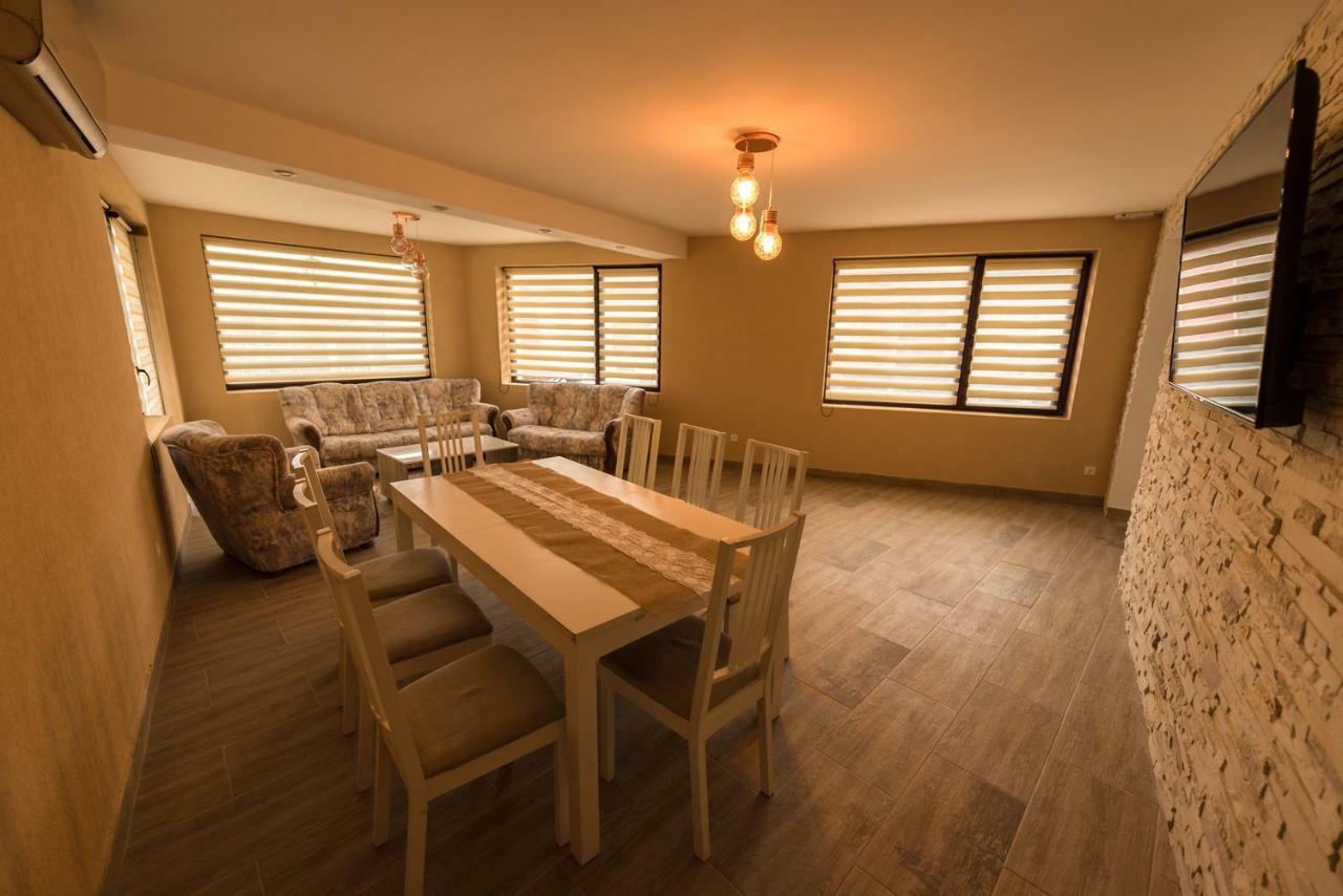 Casa Sky Appartement Orşova Buitenkant foto